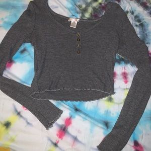 Grey long sleeve crop top
